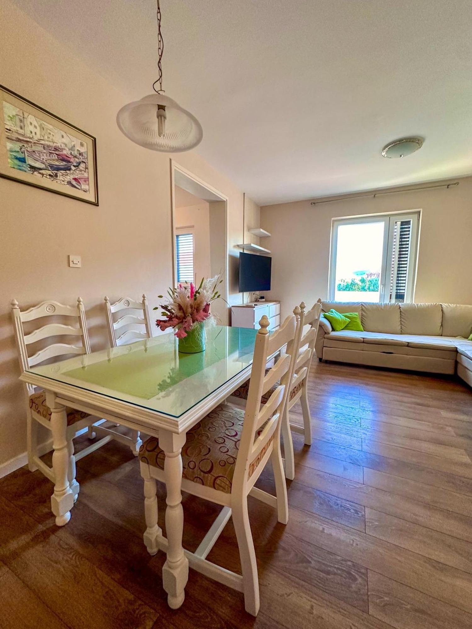 בטינה Apartment Ana מראה חיצוני תמונה